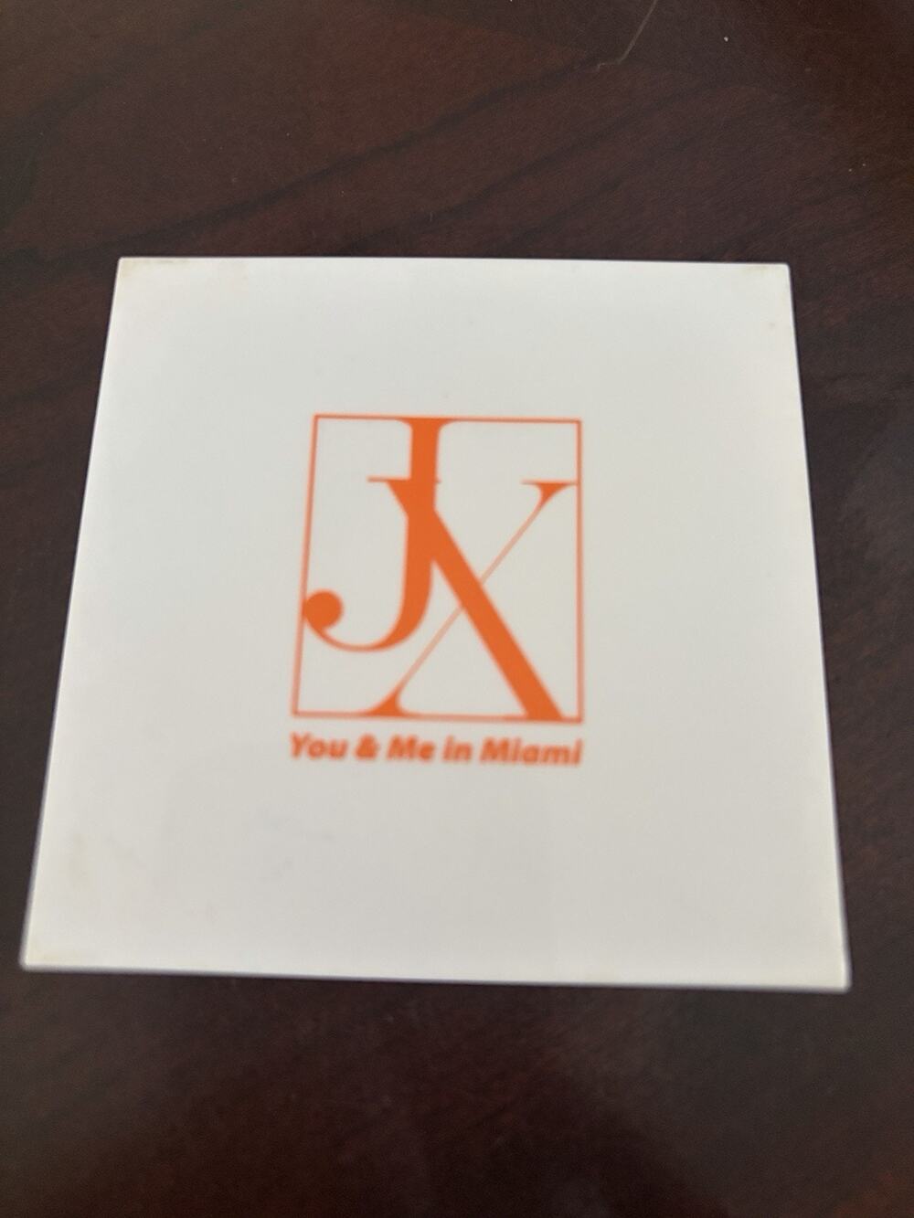 JX Eye Shadow Palette - You & Me in Miami - Brand NEW!!